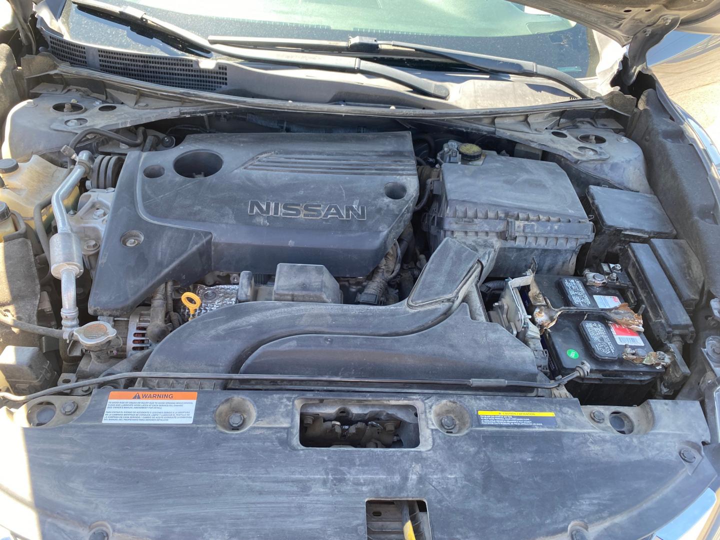 2017 Nissan Altima 2.5 S (1N4AL3APXHC) with an 2.5L L4 DOHC 16V engine, CVT transmission, located at 44356 Date Ave., Lancaster, CA, 93534, (661) 945-6555, 34.688919, -118.139374 - Photo#5